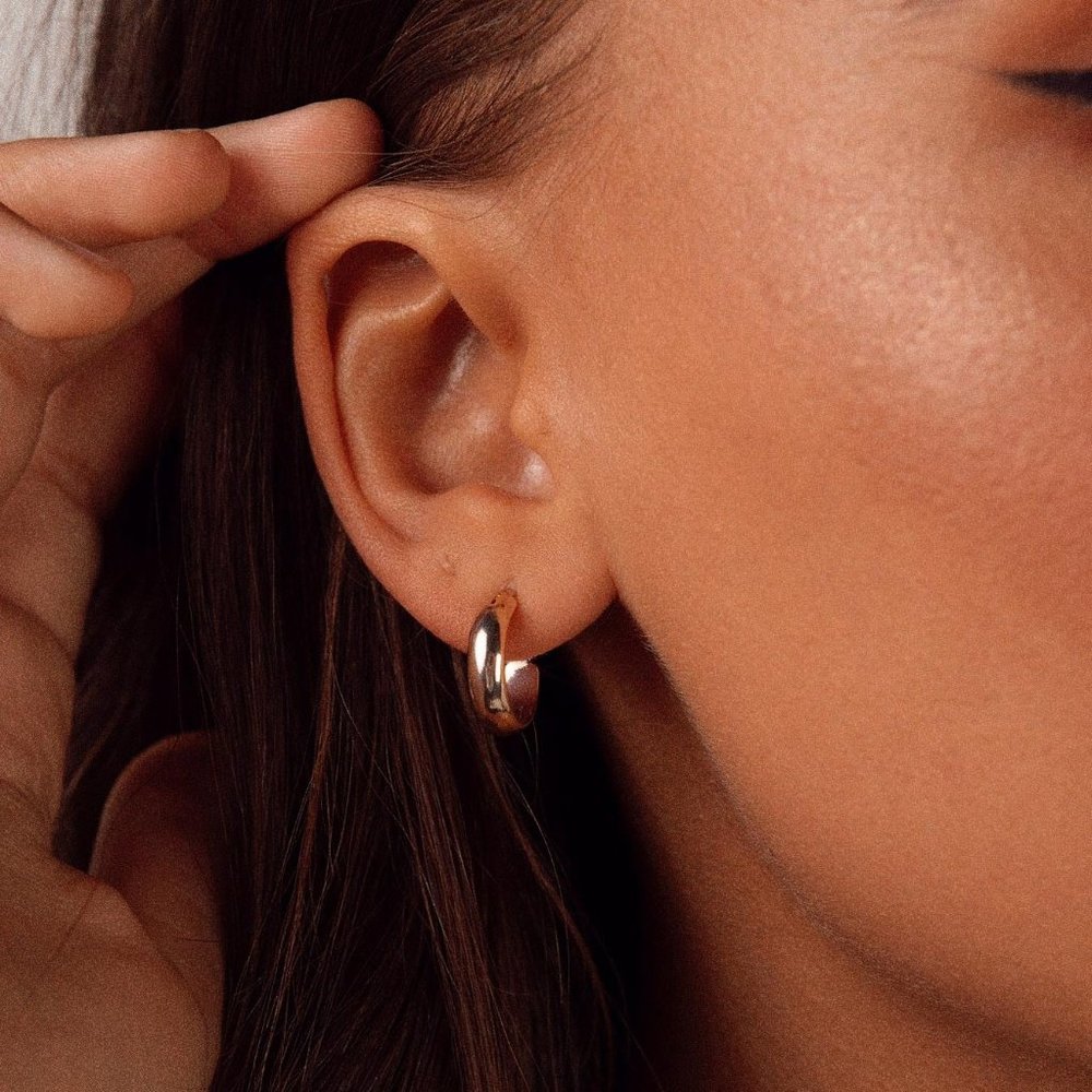 The Turner Hoops Gold